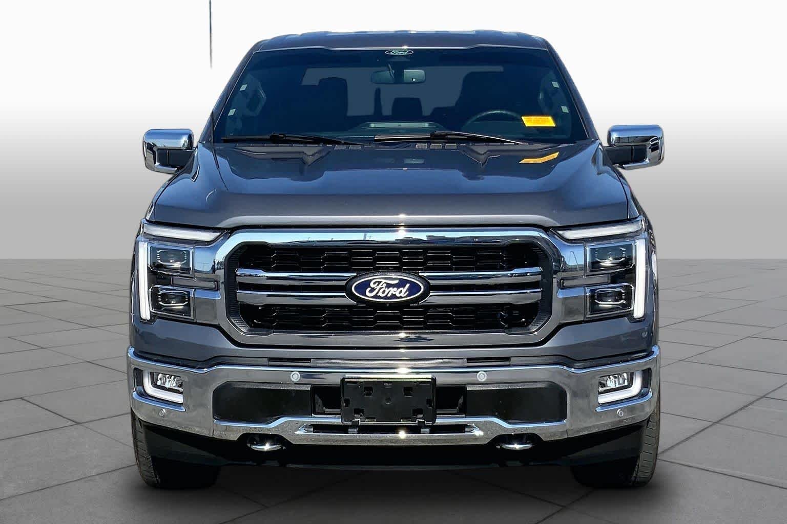 Used 2024 Carbonized Gray Metallic Ford LARIAT image 4