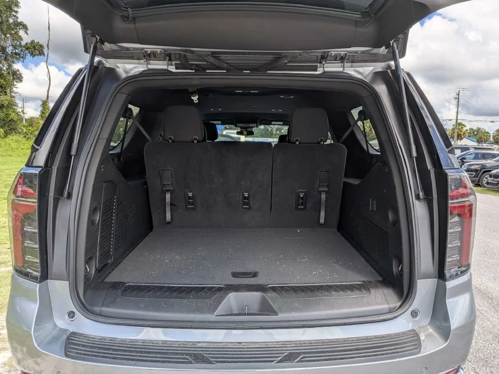 Used 2025 Gray Chevrolet LS image 13