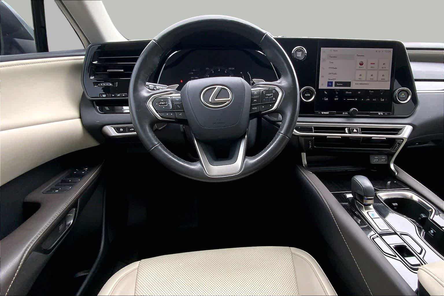 Used 2024 Iridium Lexus  image 6