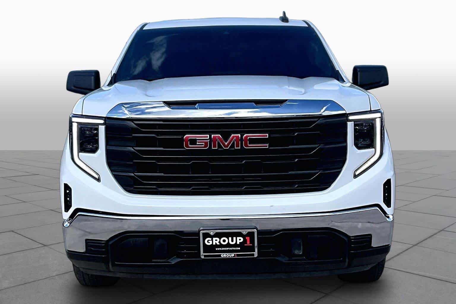 Used 2024 Summit White GMC Pro image 4