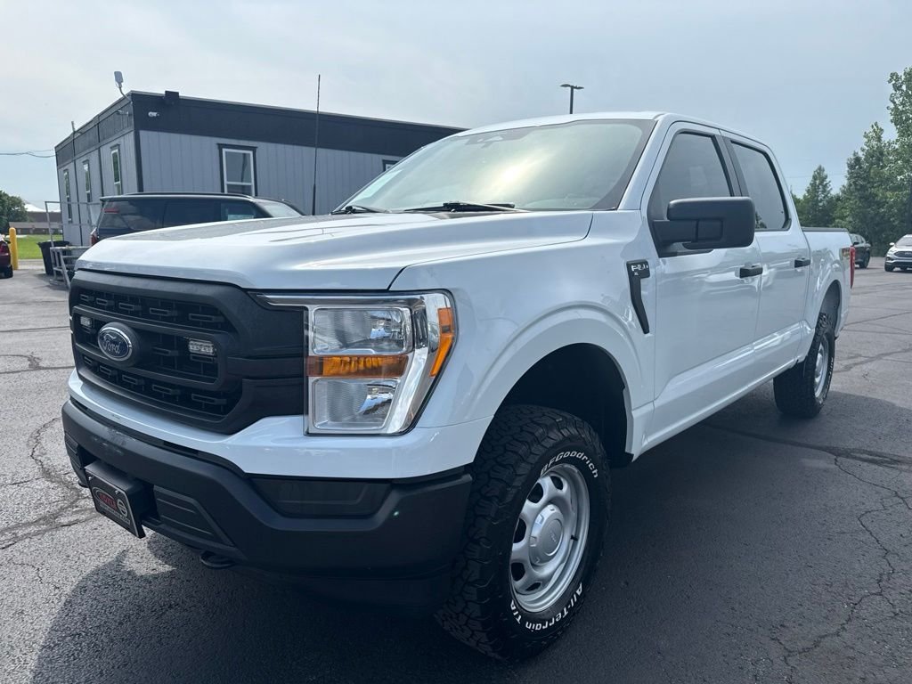 Used 2022 White Ford XL image 7