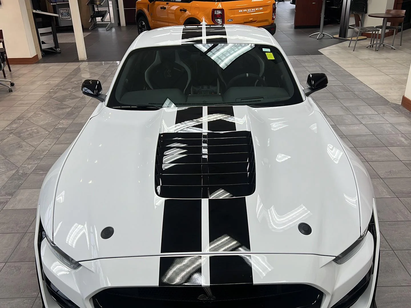 Used 2021 Oxford White Ford Shelby GT500 image 13