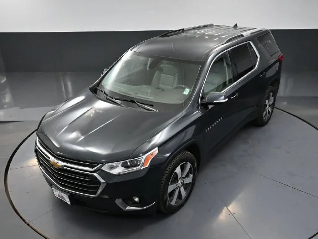 Used 2018 Gray Chevrolet 3LT image 51