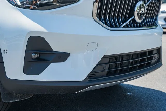 Certified Used 2025 Crystal White Volvo Plus image 13