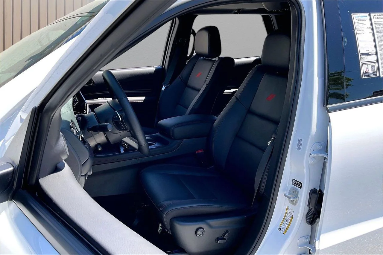 New 2026 White Knuckle Clear-Coat Exterior Paint Dodge  image 20
