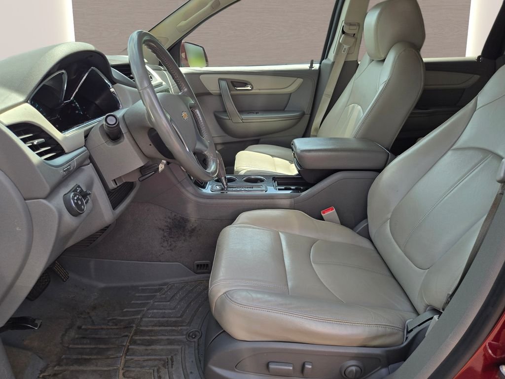 Used 2017 Red Chevrolet 2LT image 24