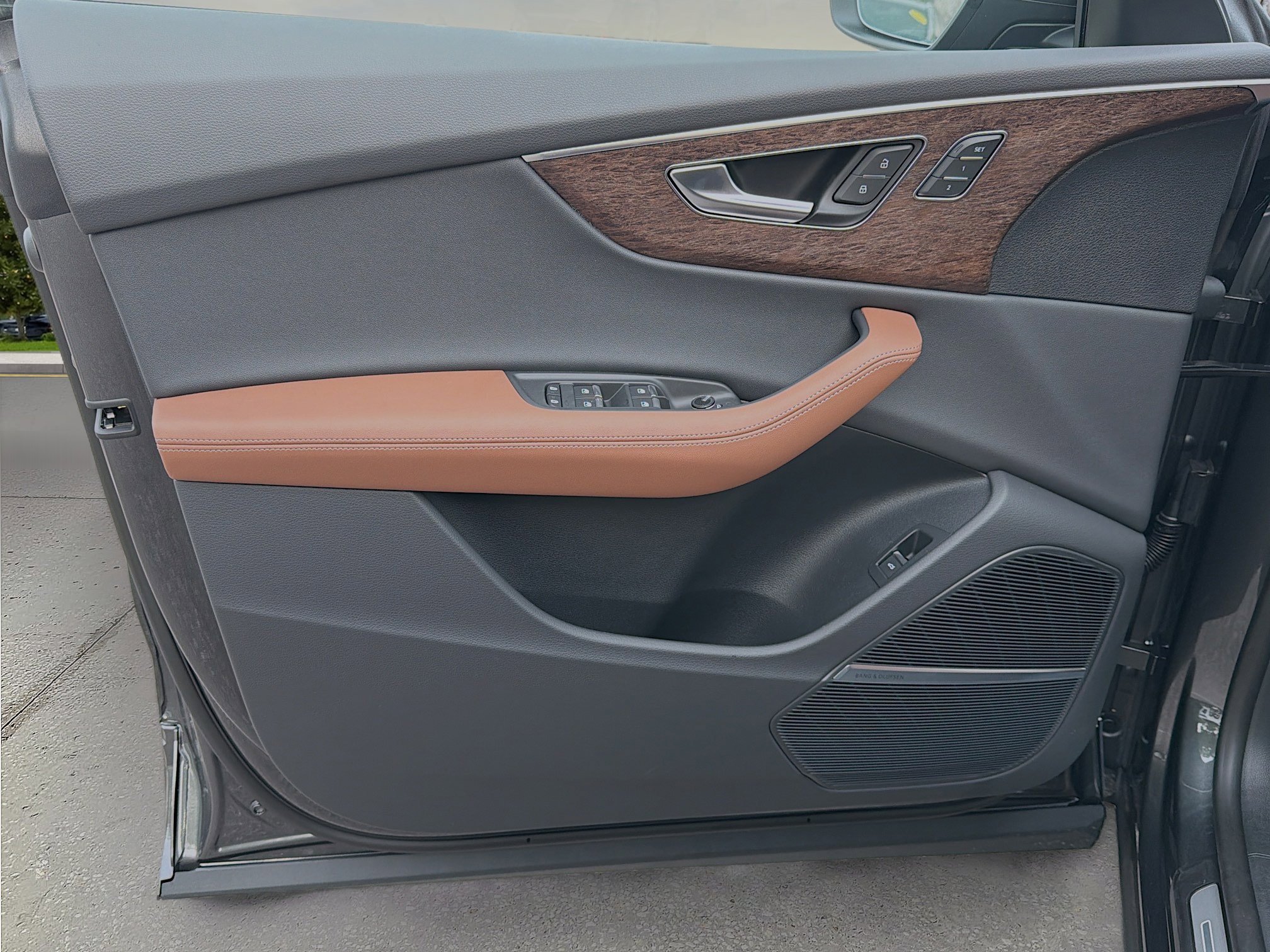 New 2026 Daytona Gray Pearl Effect Audi Premium Plus image 21