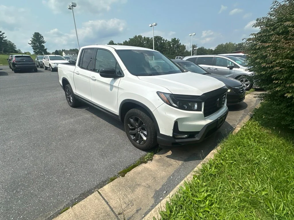 Used 2023 Platinum White Pearl Honda Sport image 3