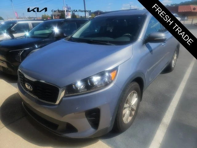 Used 2020 Silver Kia LX image 3