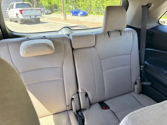 Used 2016 White Diamond Pearl Honda EX image 12