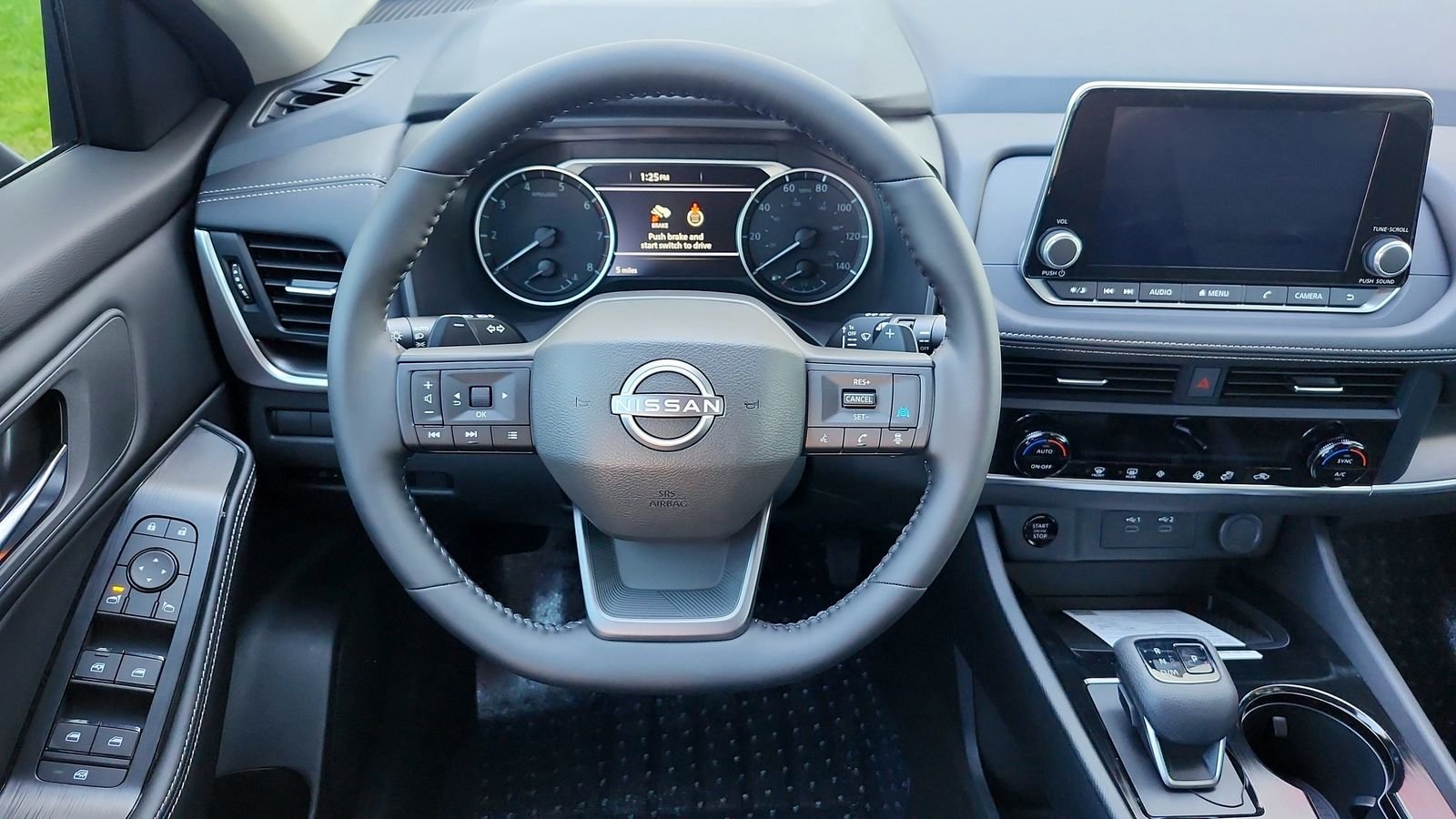 2026 Nissan Rogue SV - Photo 12