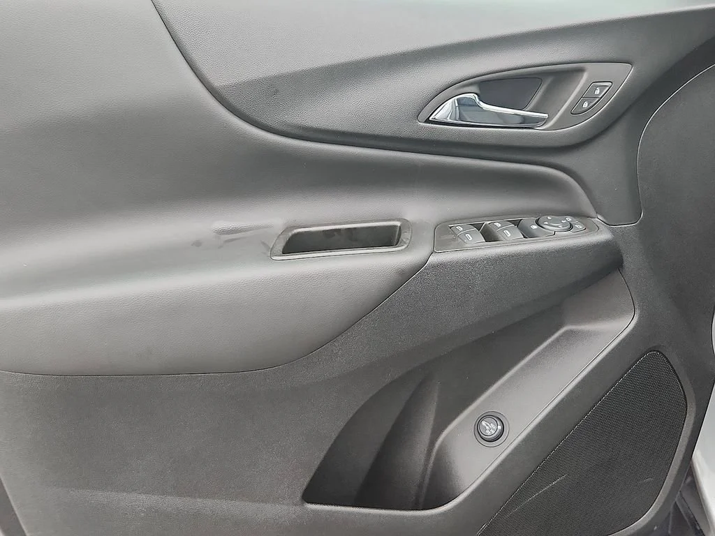 2023 Chevrolet Equinox LT - Photo 12