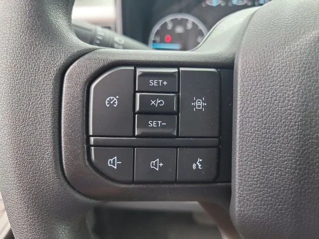 New 2026 Oxford White Ford XL image 29
