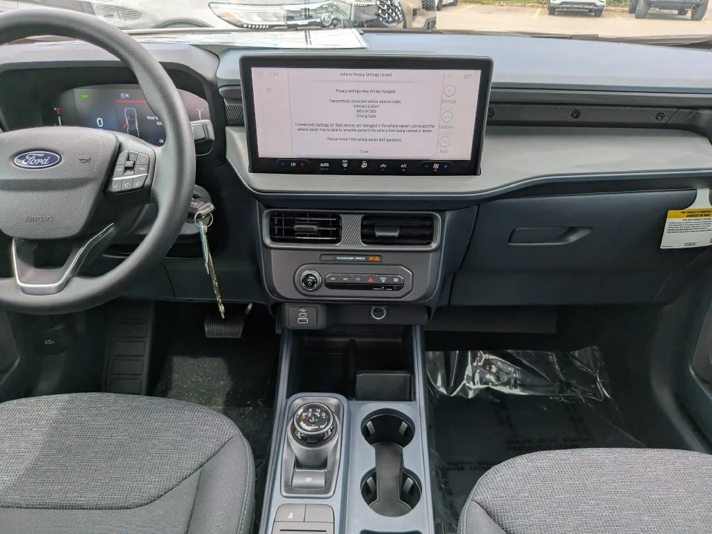New 2026 Oxford White Ford XL image 14