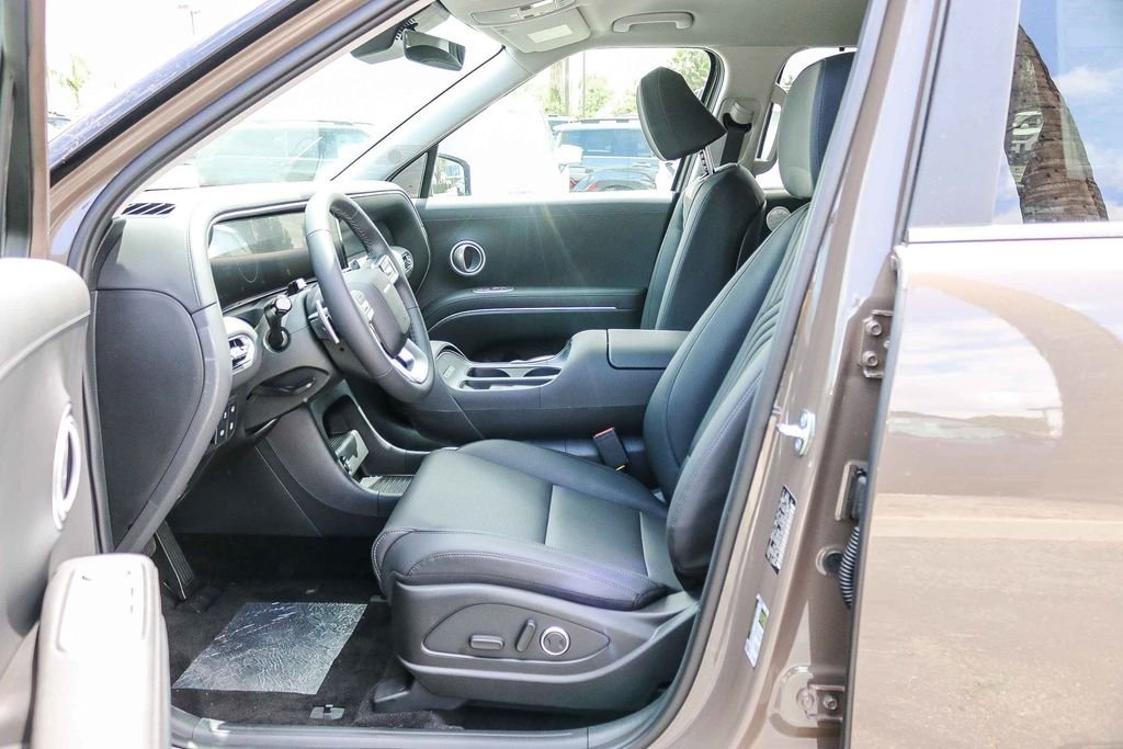 New 2026 Brown Hyundai SEL image 20