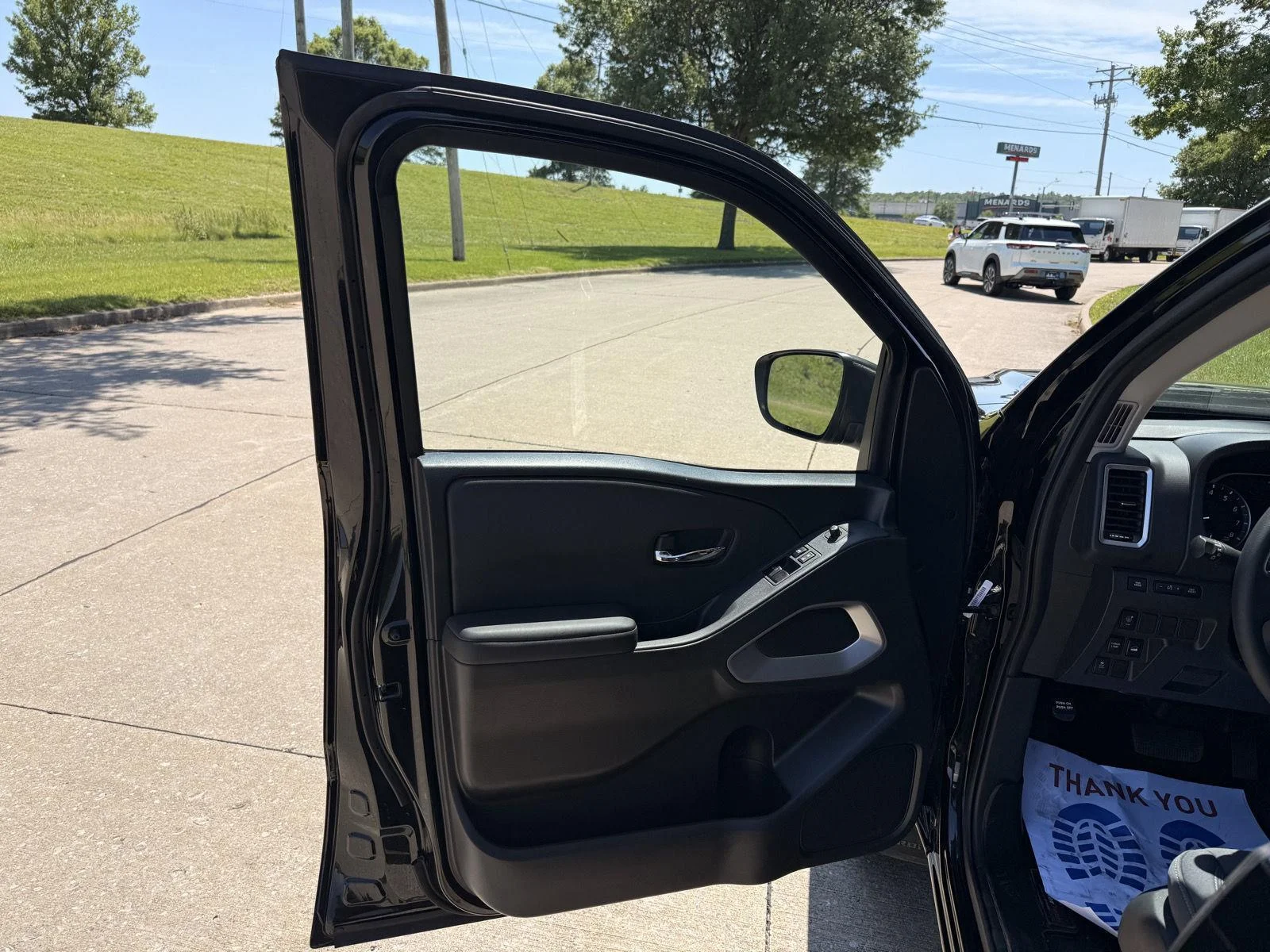 Certified Used 2022 Super Black Nissan SV image 9