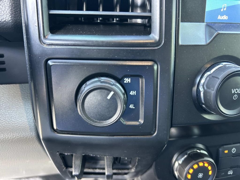 Used 2022 Carbonized Gray Metallic Ford XLT image 31