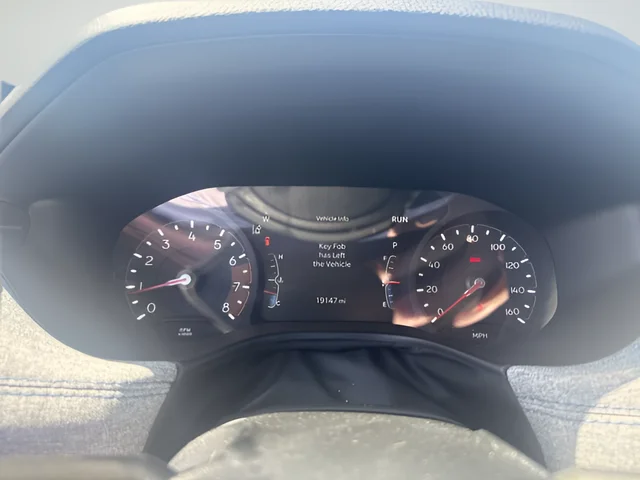 Used 2025 White Jeep Latitude image 13