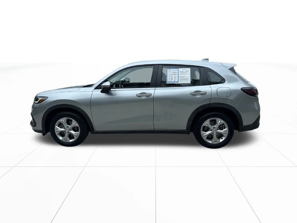 Certified Used 2024 Lunar Silver Metallic Honda 5DR 2WD LX image 41