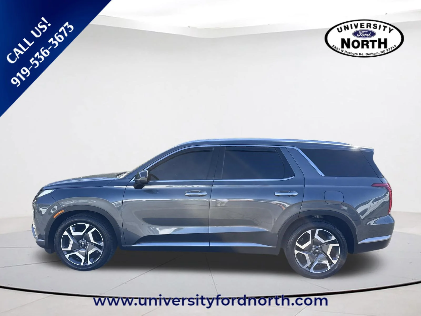 Used 2024 Steel Graphite Hyundai SEL 7P image 4