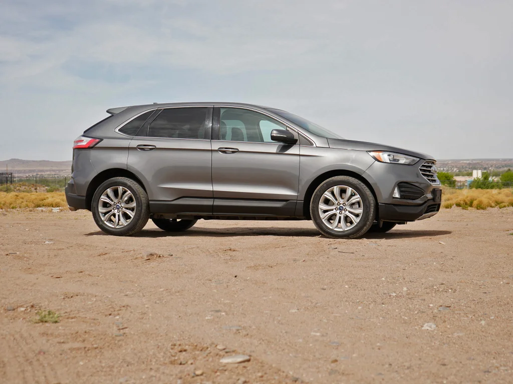 Used 2021 Carbonized Gray Metallic Ford Titanium image 10