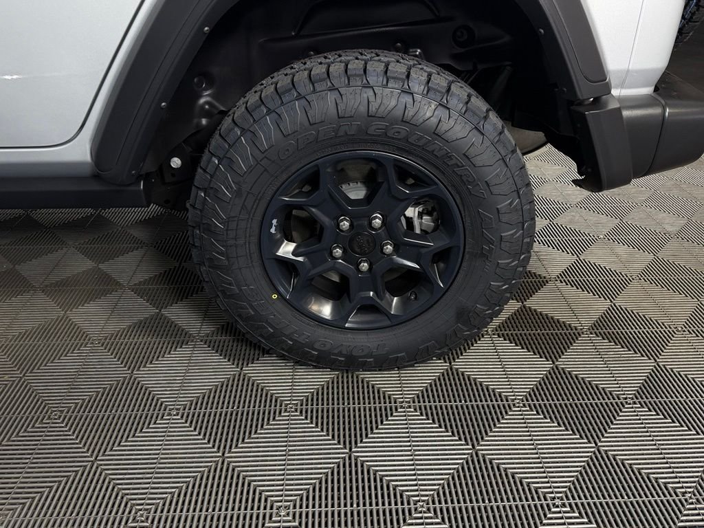 Certified Used 2023 Silver Jeep Willys 4xe image 11