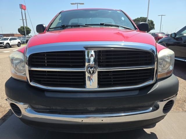 Used 2006 Red Dodge SLT image 2