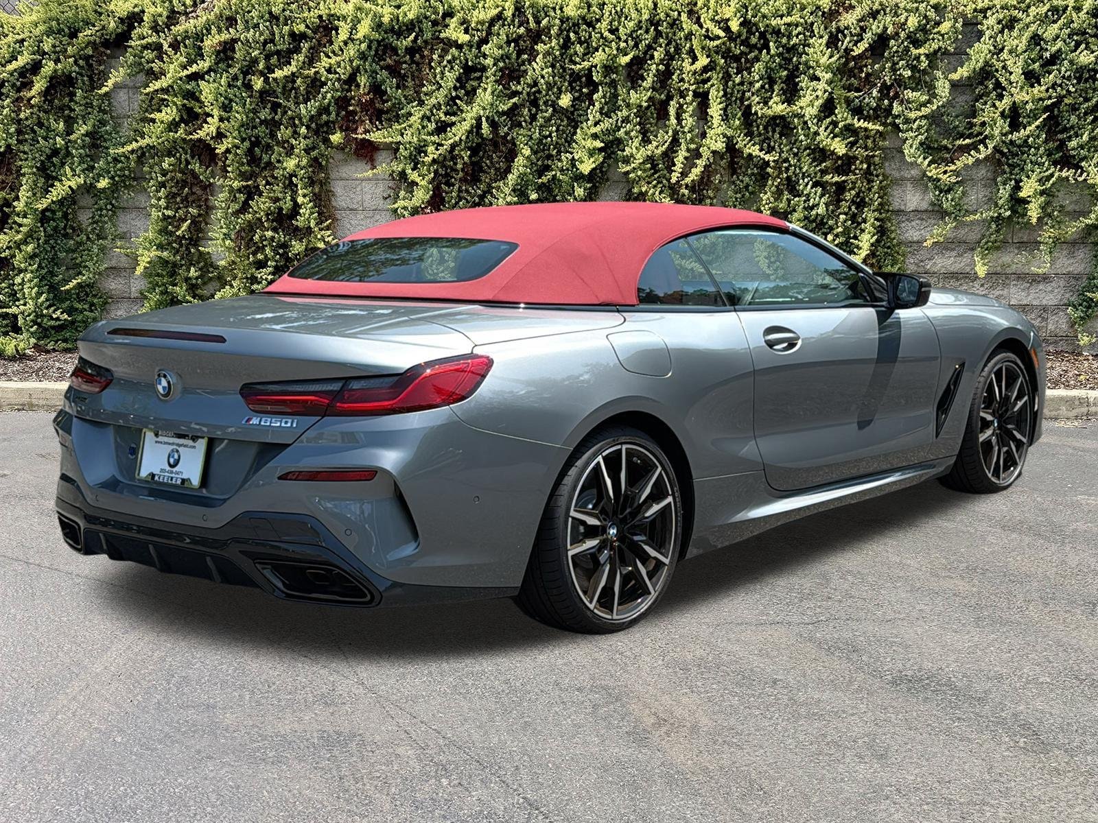 New 2026 Skyscraper Grey Metallic BMW M850i xDrive image 4