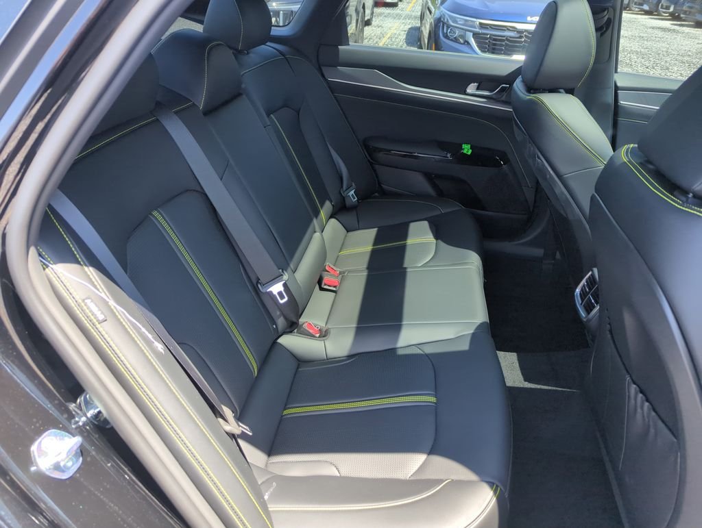 New 2026 Aurora Black Pearl Kia GT image 33