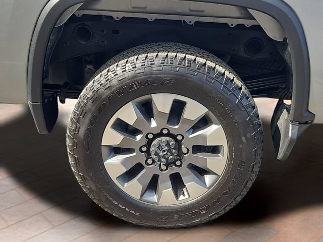 Used 2025 Sterling Gray Metallic Chevrolet Custom image 23