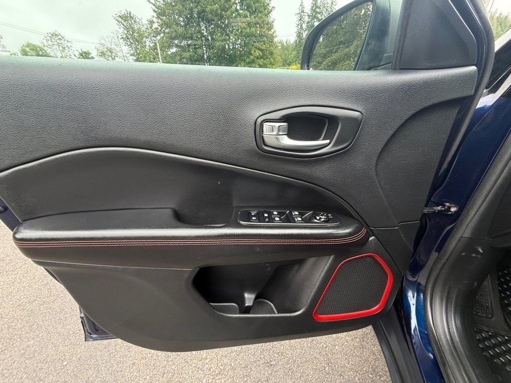 Used 2019 Blue Jeep Trailhawk image 12