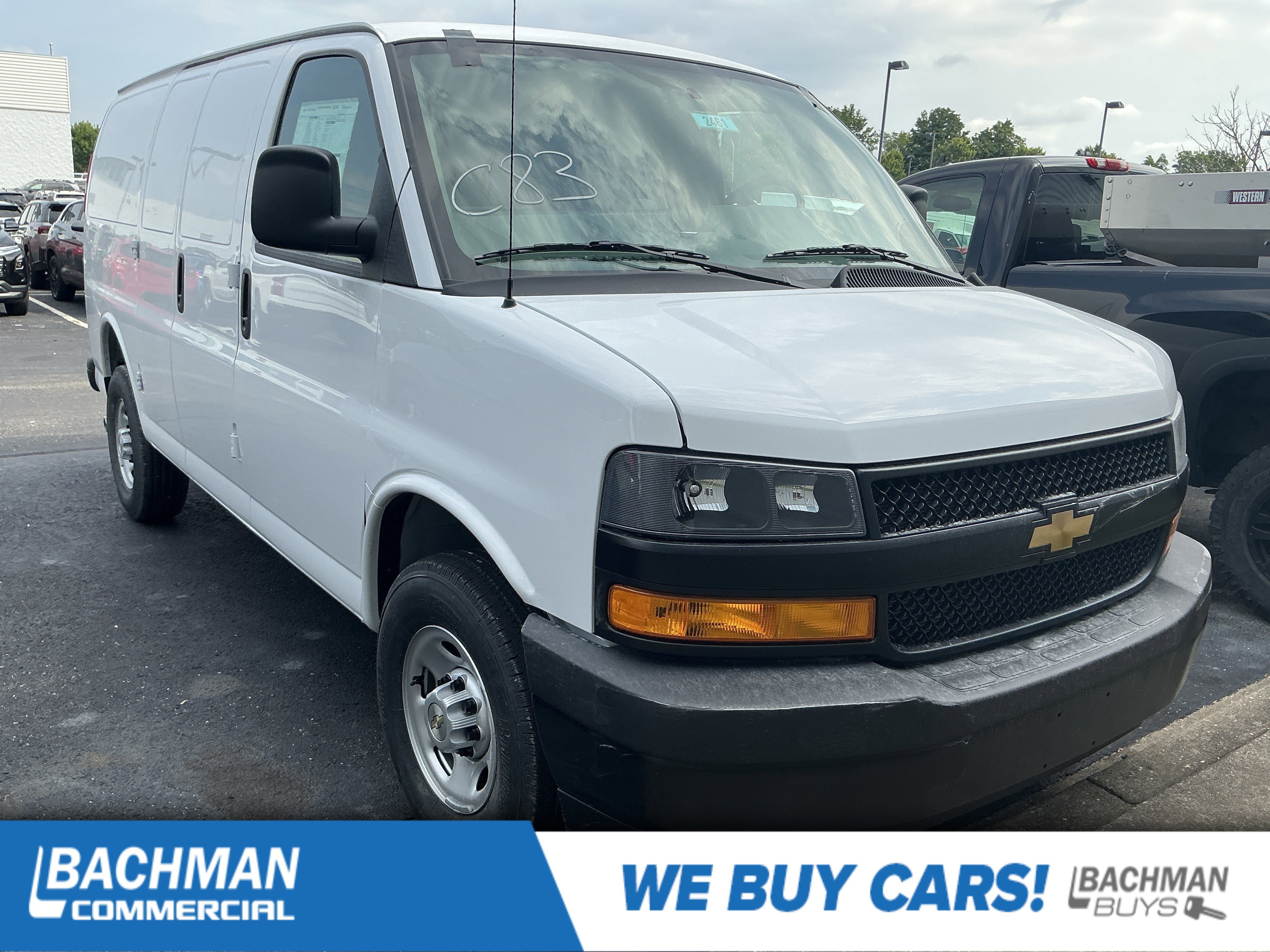 2026 Chevrolet Express 2500 Work Van HD's photo