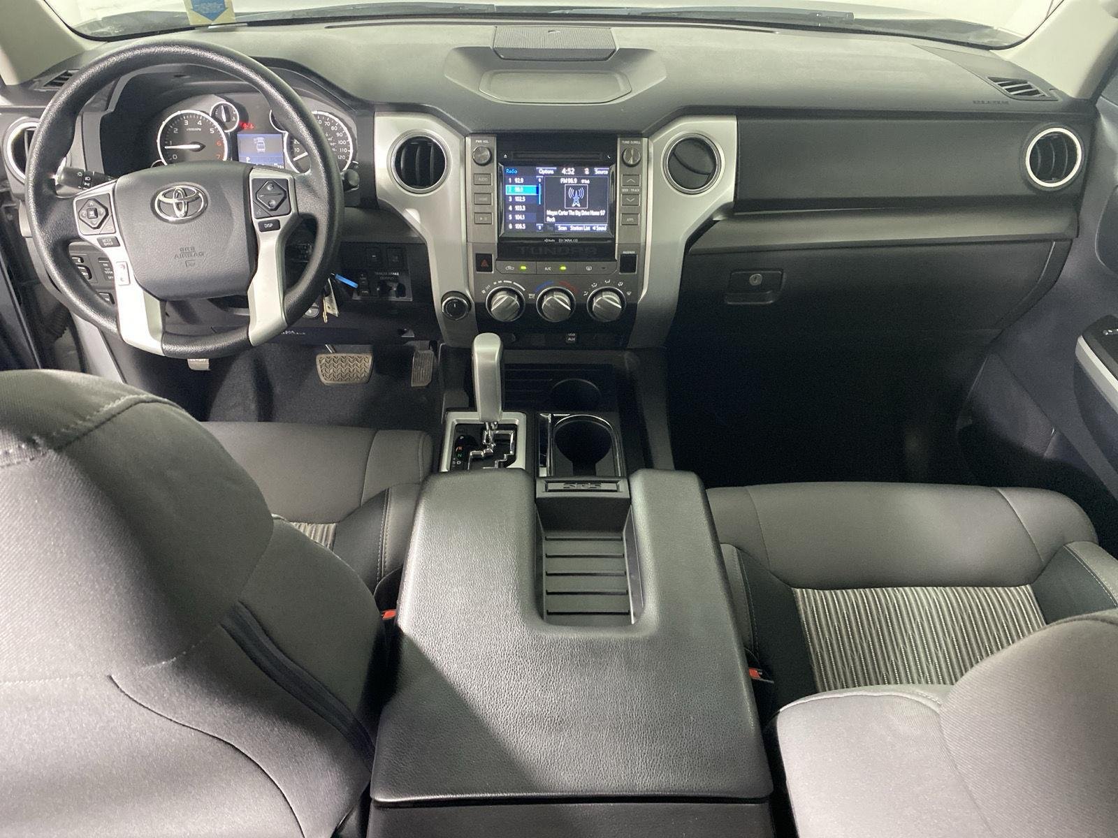Used 2016 Silver Sky Metallic Toyota SR5 image 20