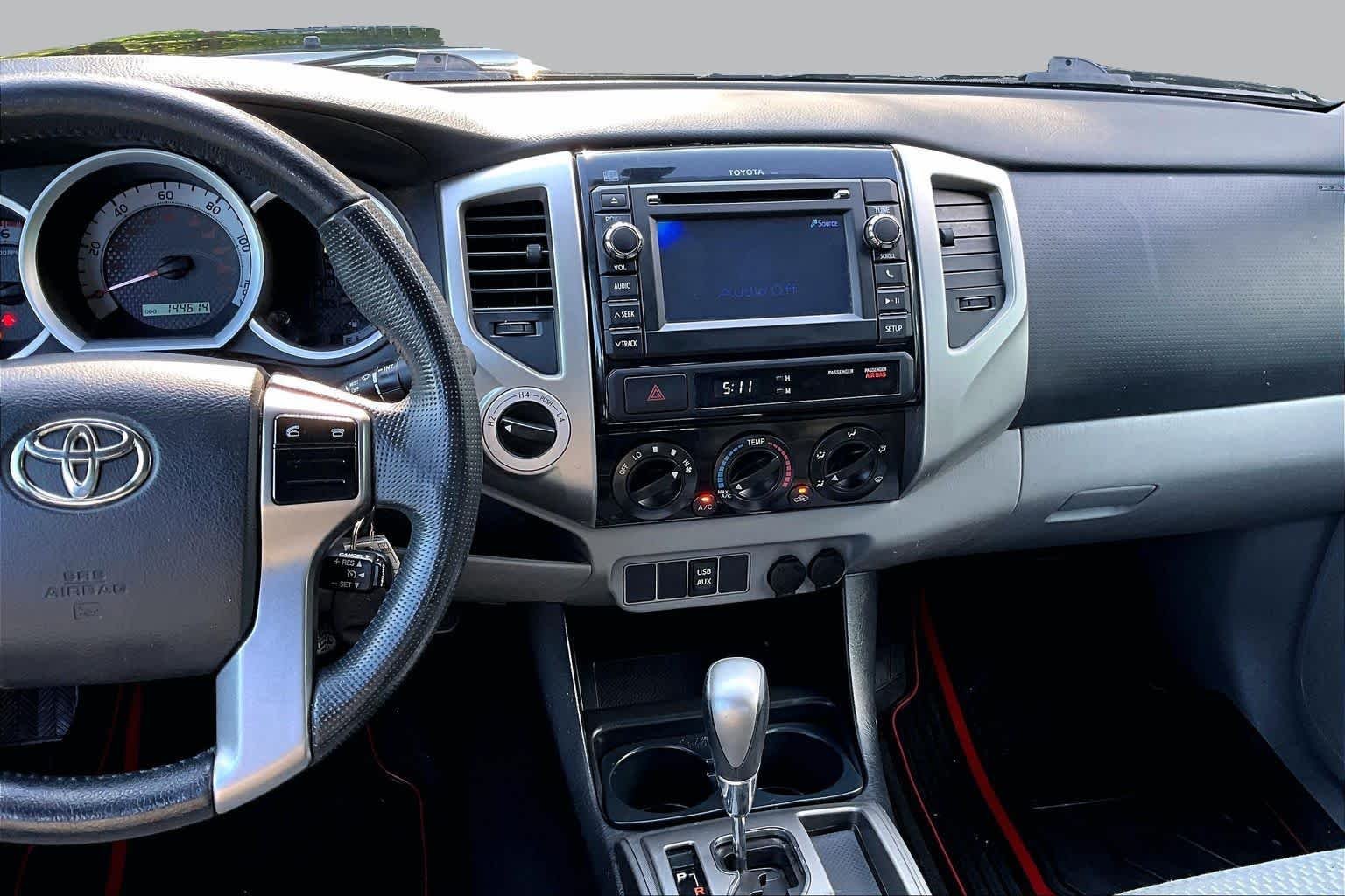 Used 2013 Black Toyota  image 7