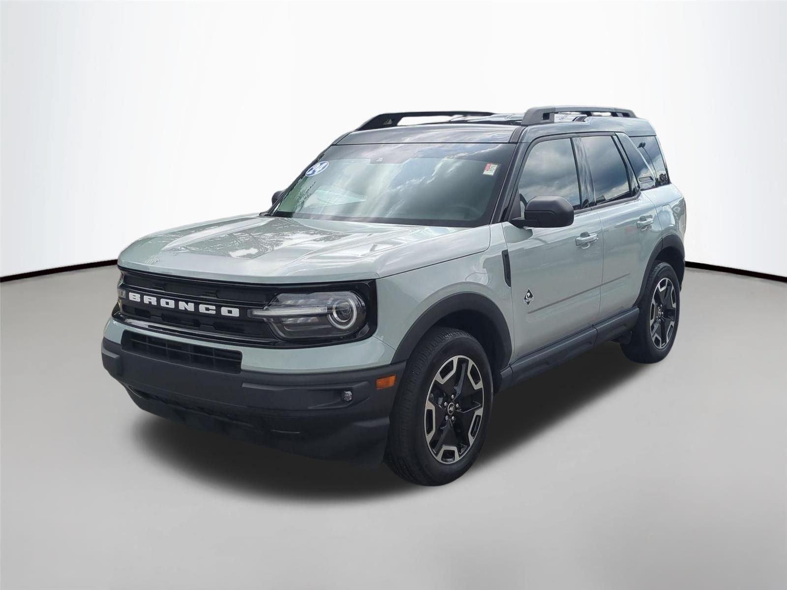 Used 2024 Cactus Gray FORD OUTBANK image 1