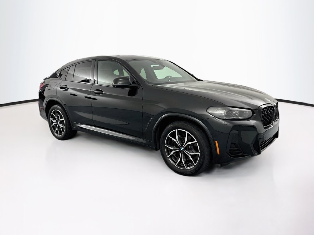 Used 2023 Black BMW xDrive30i image 3