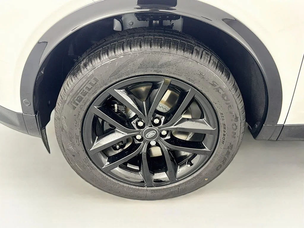 New 2026 Fuji White Land Rover Landmark image 32