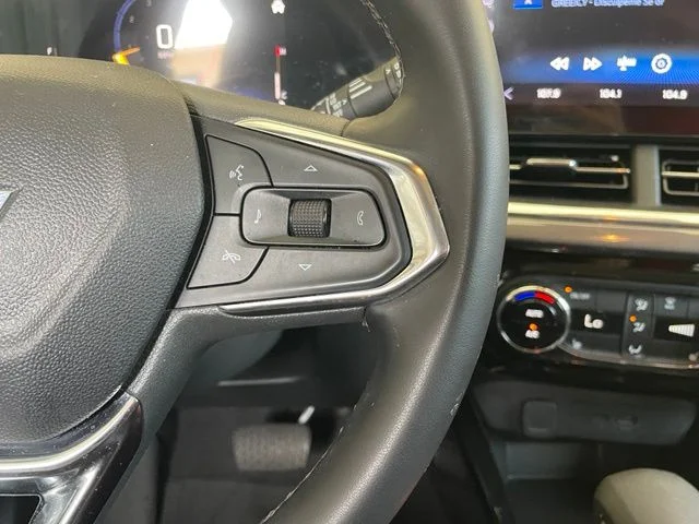 Used 2025 Yellow Chevrolet ACTIV image 14