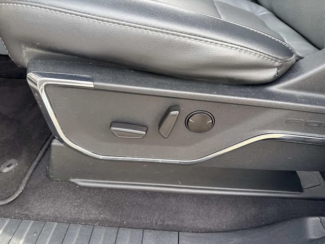 Used 2023 Oxford White Ford Lariat image 23