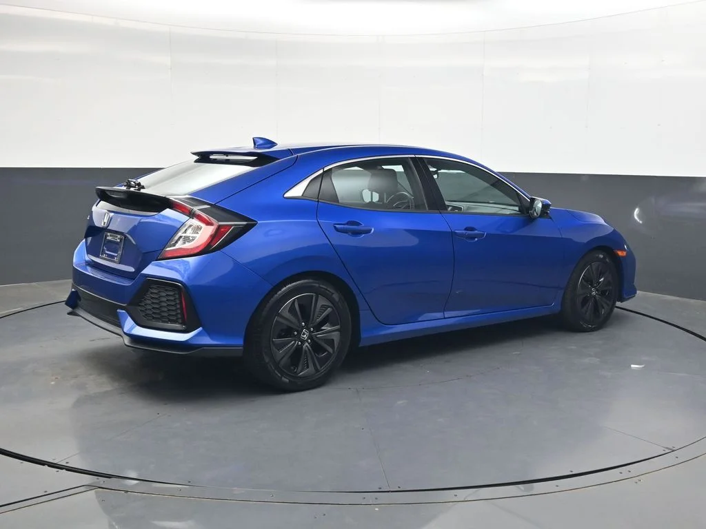 Used 2019  Honda EX image 4