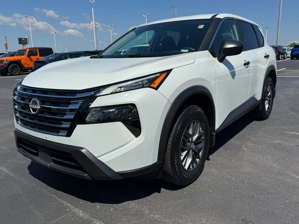 Certified Used 2025 White Nissan S image 8
