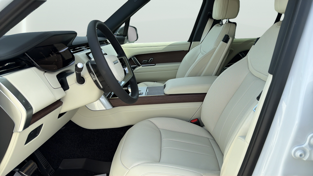 New 2026 Fuji White Land Rover SE image 17