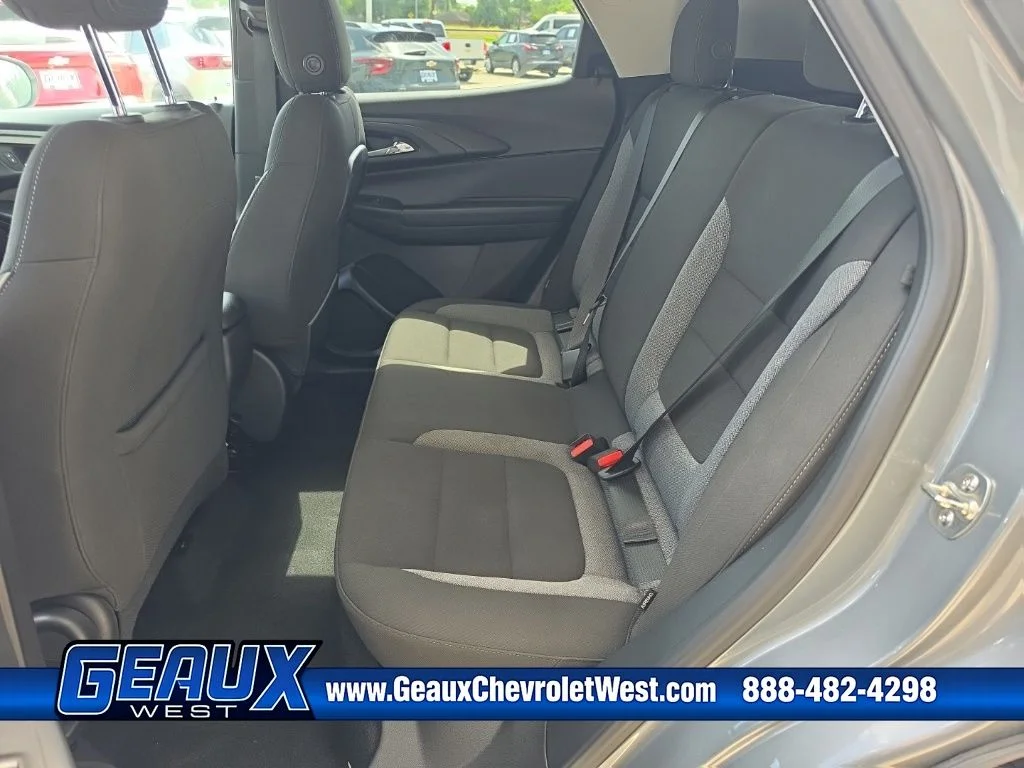 Used 2025 Gray Chevrolet LT image 26