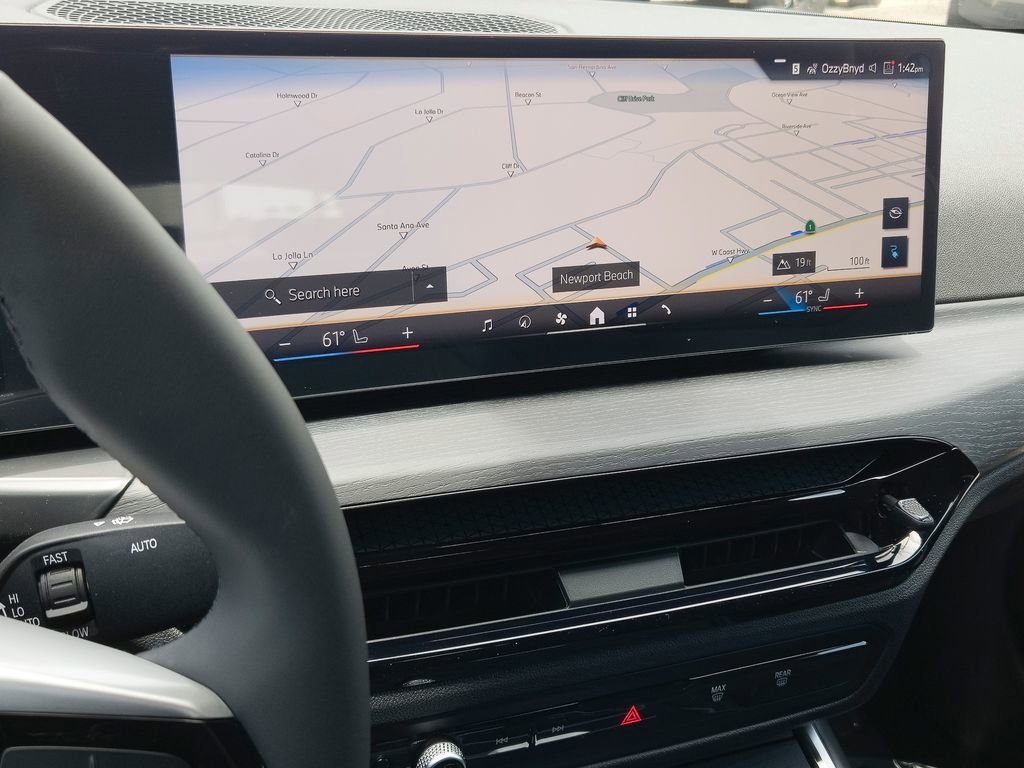 New 2026 Alpine White BMW eDrive40 image 10
