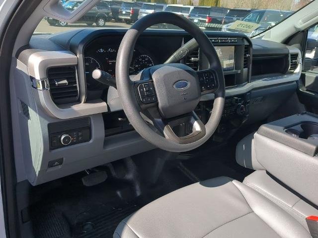 2024 Ford F-450 Super Duty Chassis Cab XL - Photo 11