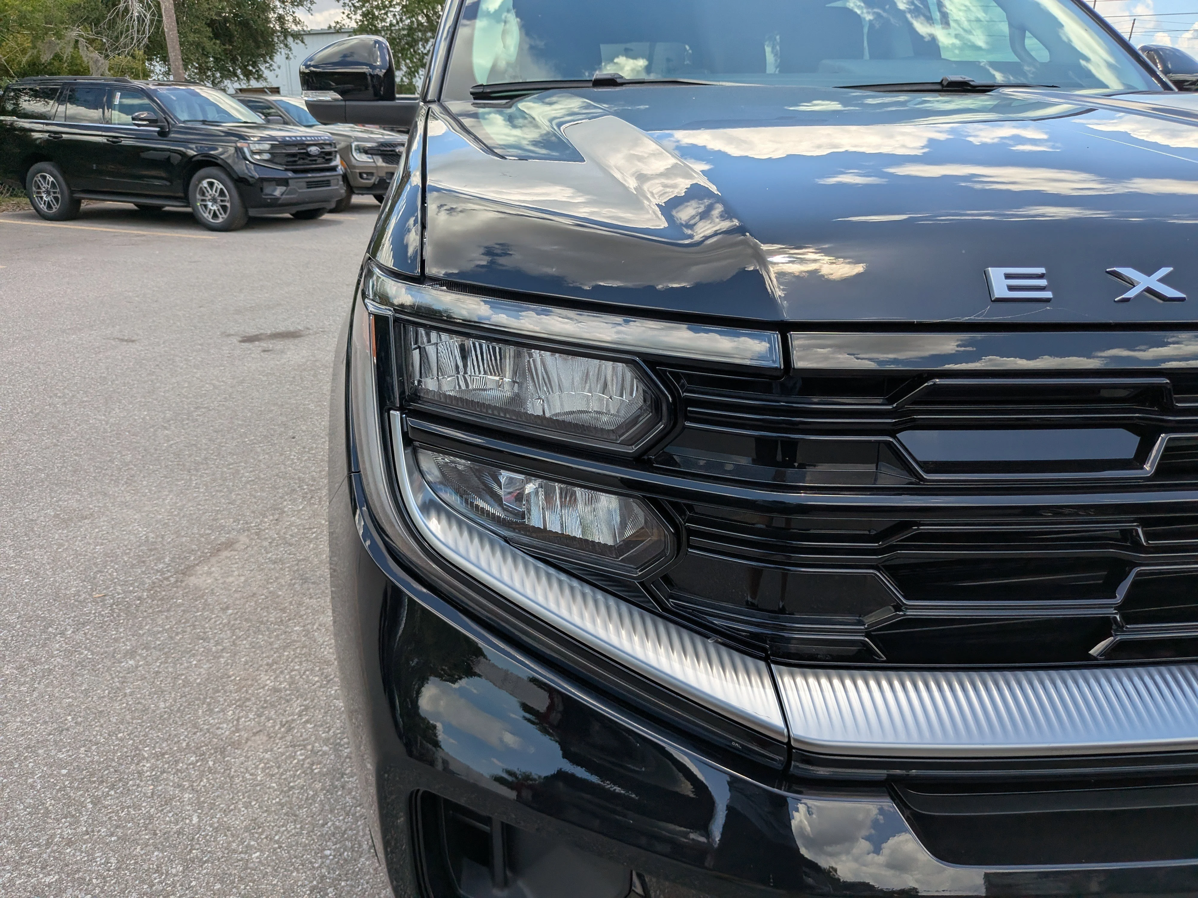 New 2026 Agate Black Metallic Ford Platinum® image 9