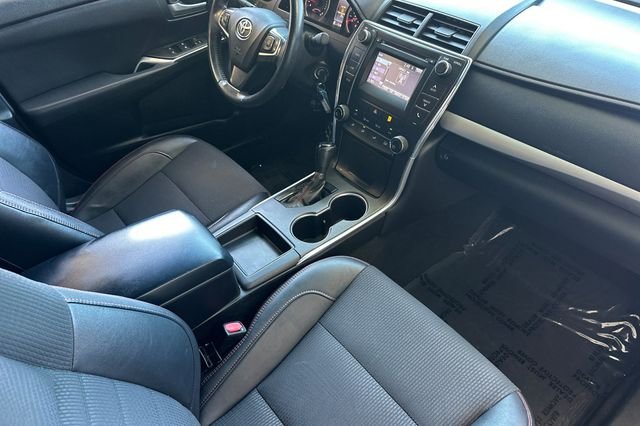 Used 2017 Blue Toyota SE image 17
