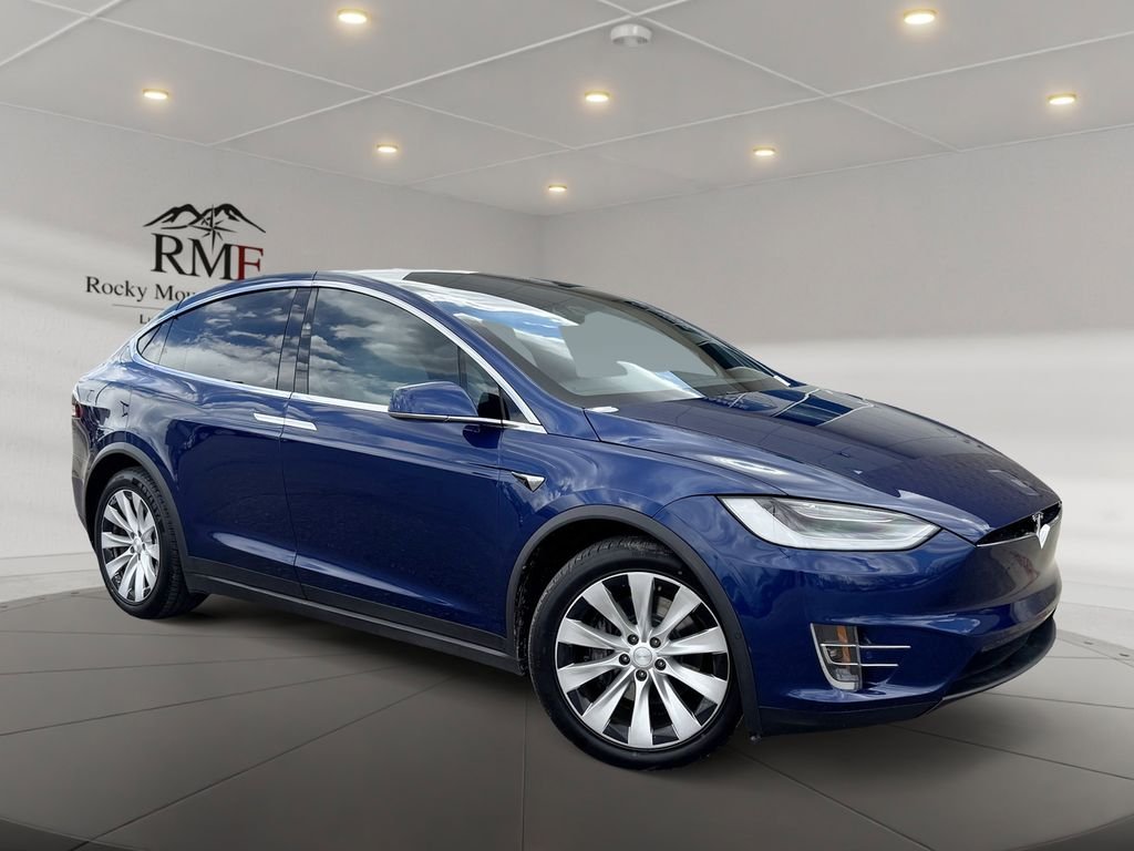 2020 Tesla Model X Long Range Plus's photo