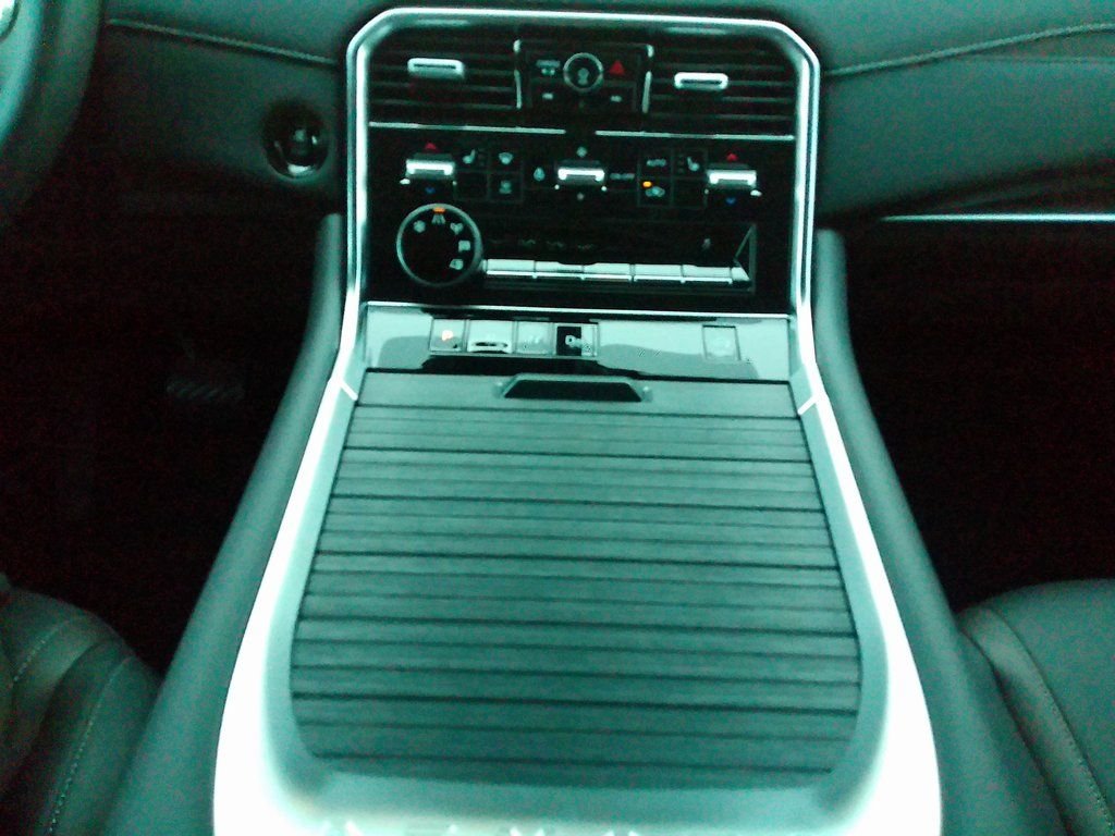 2026 Nissan Armada SL - Photo 48