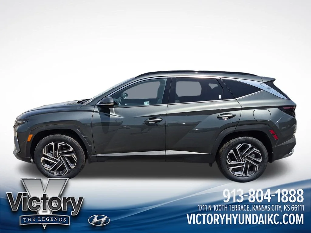 Used 2025 Gray Hyundai Limited image 2